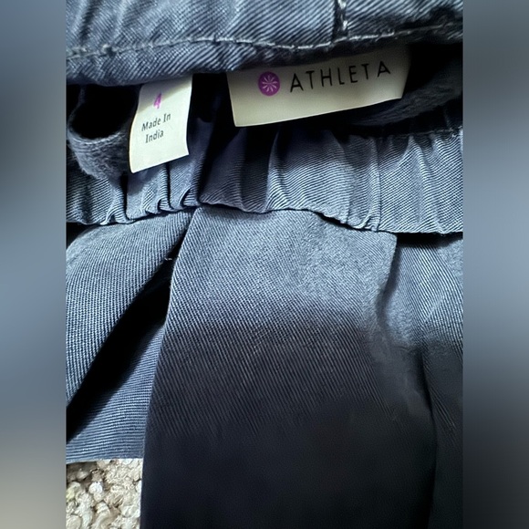 Athleta Washed Jogger Capris w/ Zipper Detail - Picture 5 of 8